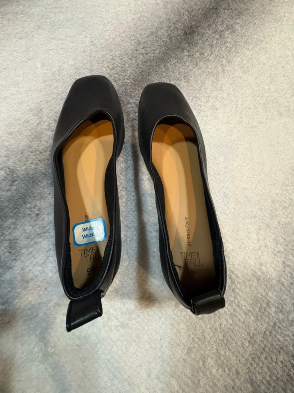 Time and Tru Black Square Toe Ballet Flats‎ | Mismatched Size 9W & 9